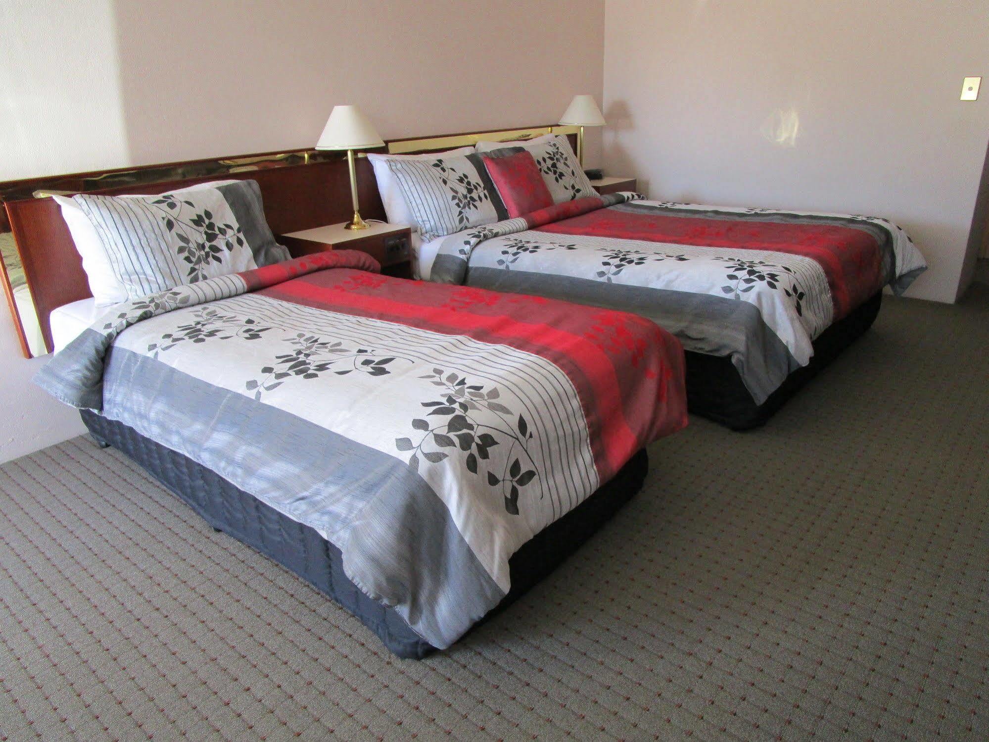 Southern Comfort Motor Inn Cootamundra Εξωτερικό φωτογραφία